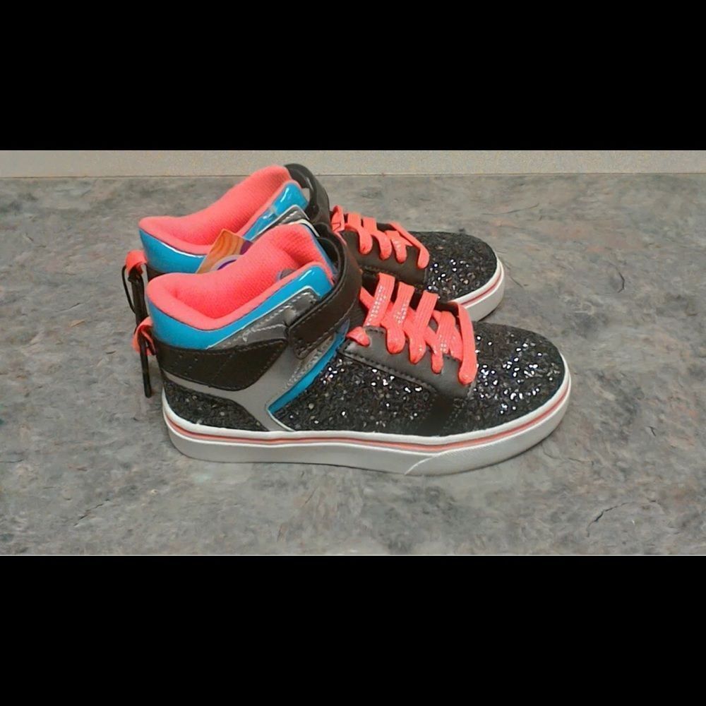 OP Girl’s Gray + Orange Glitter Sneakers Brand New